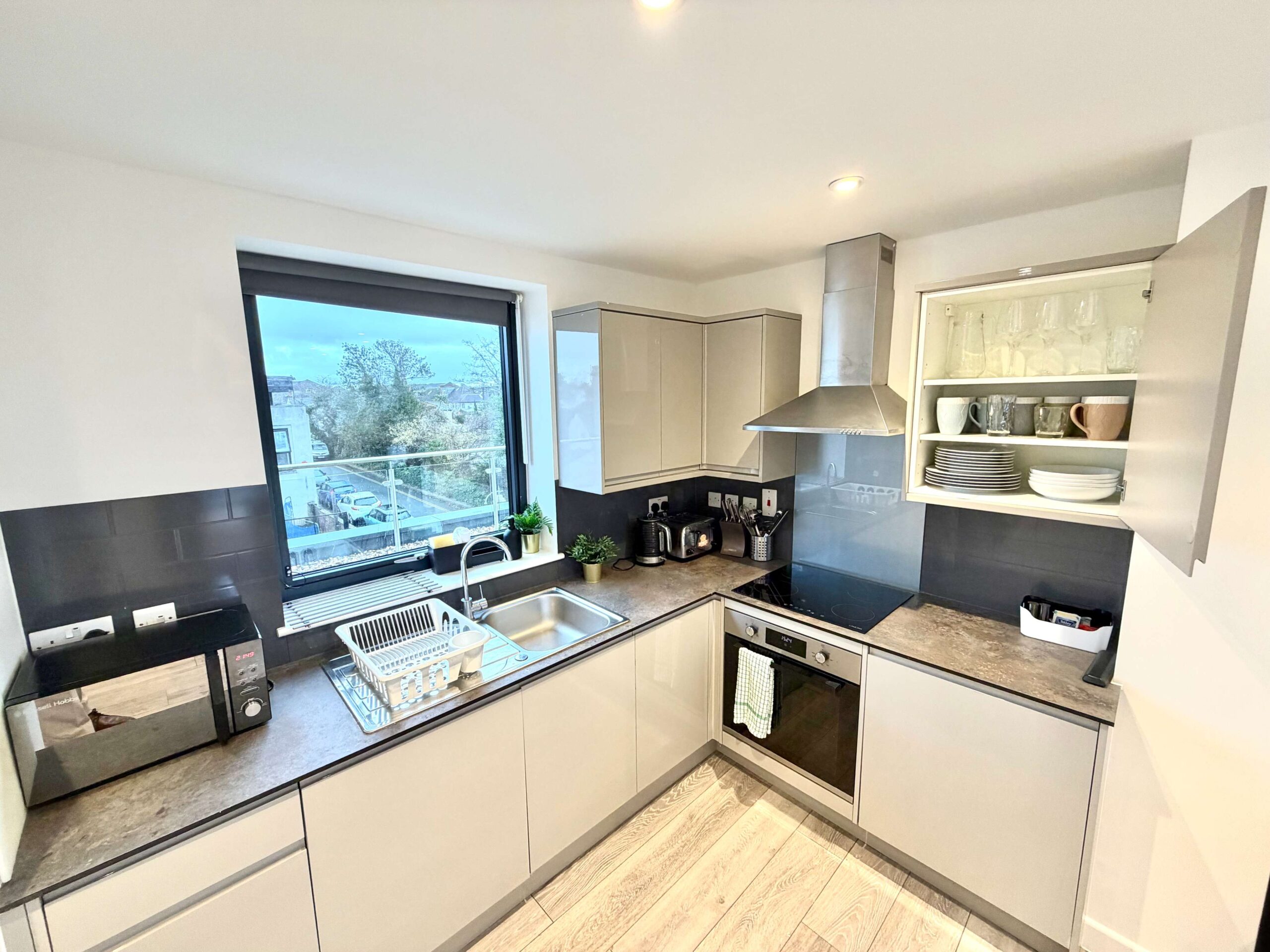 17BKitchen1-scaled