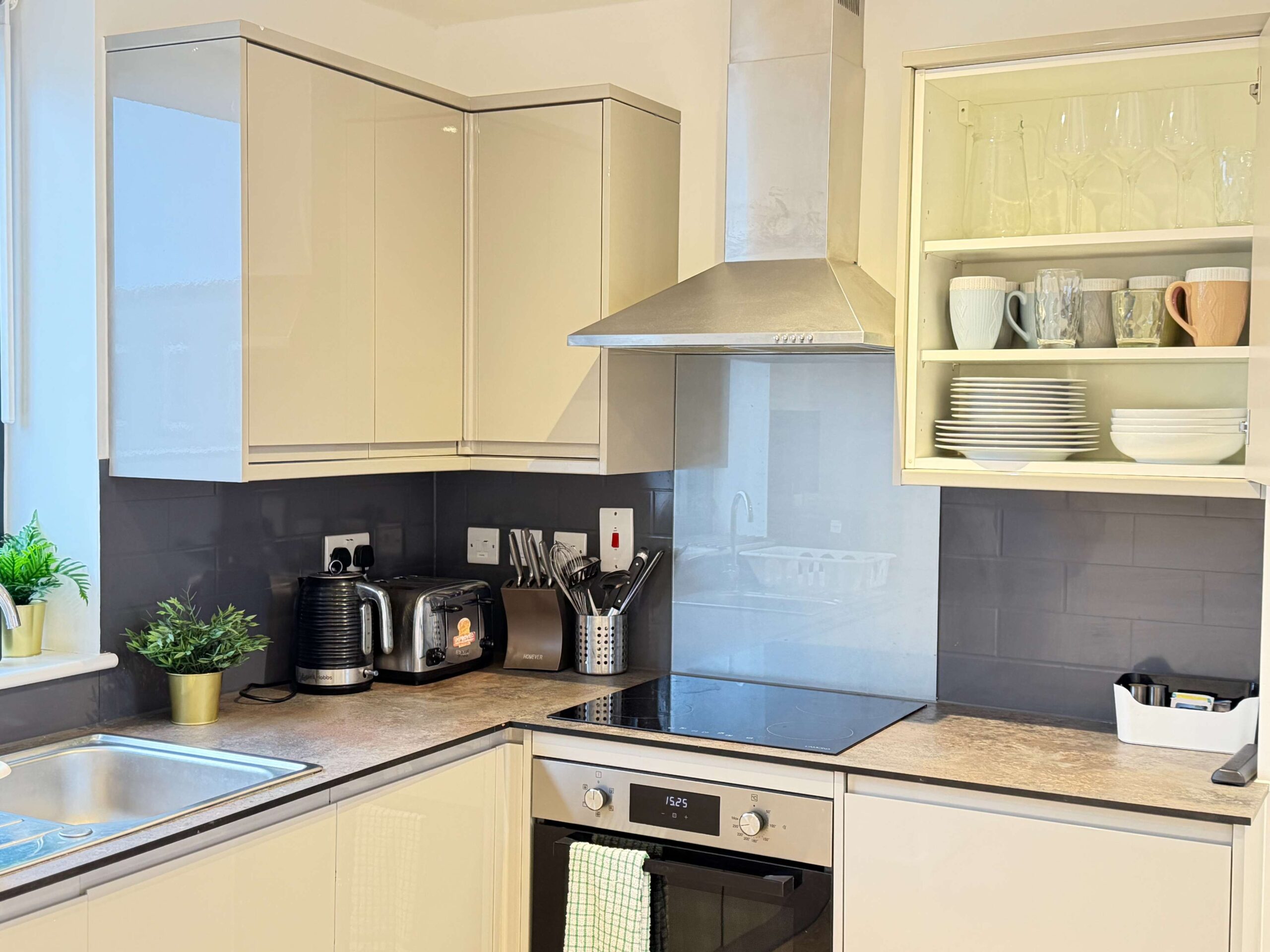 17BKitchenC-scaled