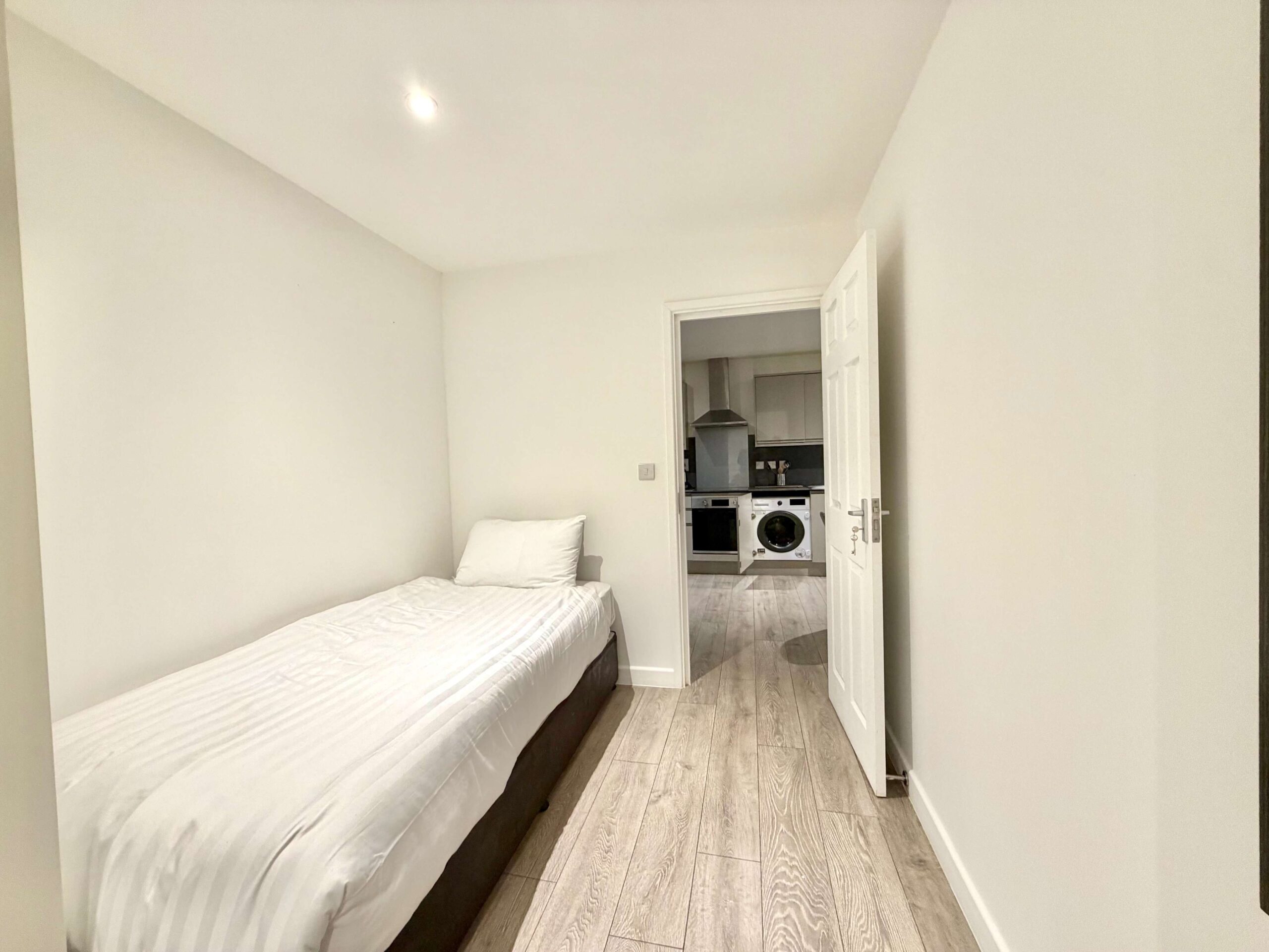 1Bsinglebed-scaled